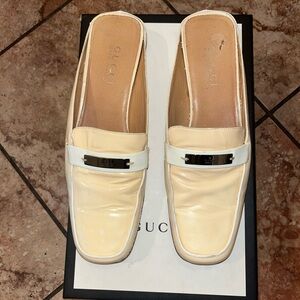 Gucci Cream and White Women's Mules